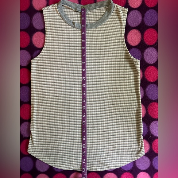 Striped Tank Top - Picture 6 of 9
